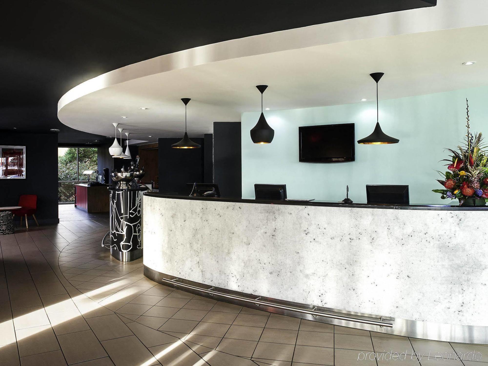 Ibis Hotel 2*