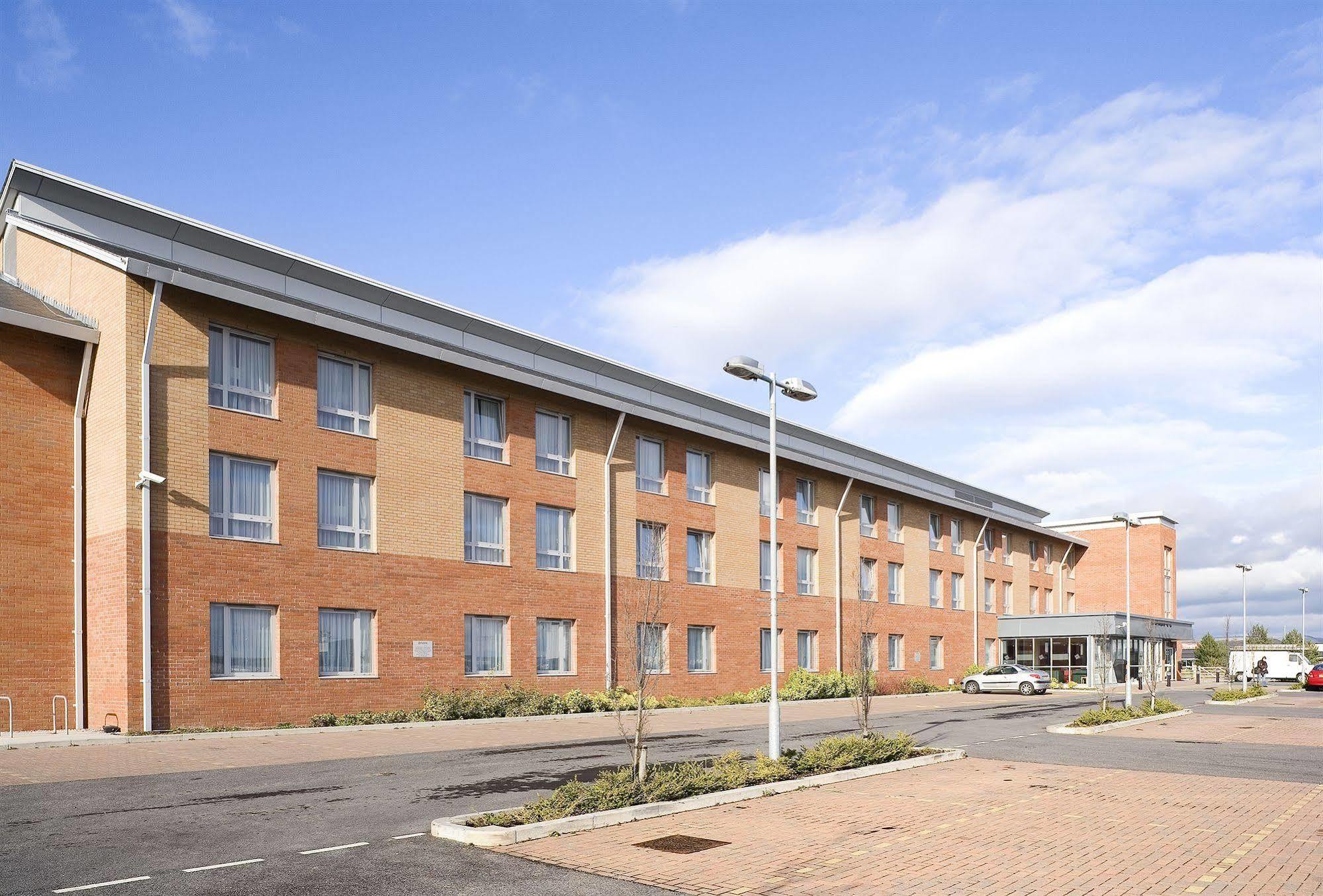 Ibis 2* Swansea